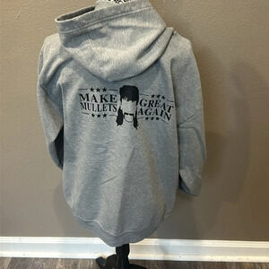 Make mullets great again, chop shop size L